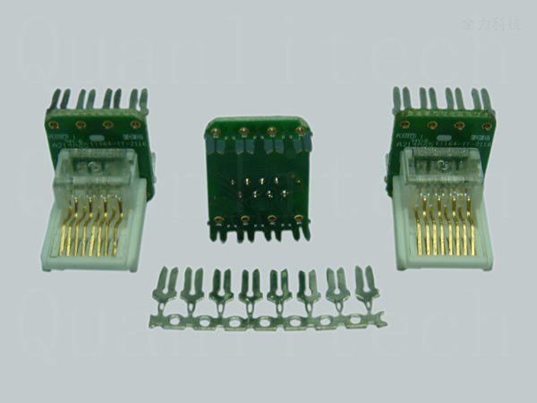 PCB自動(dòng)插卡刀機(jī)樣品